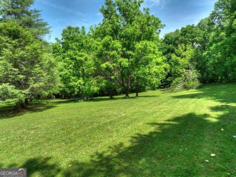 93 Collins Nursery Lane Blairsville GA 30512