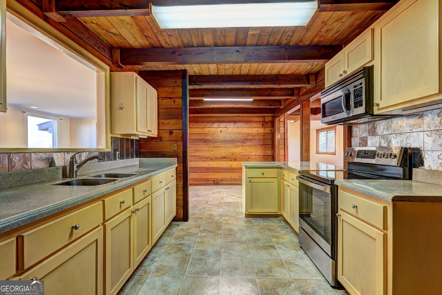 362 Brook Road Barnesville GA 30204