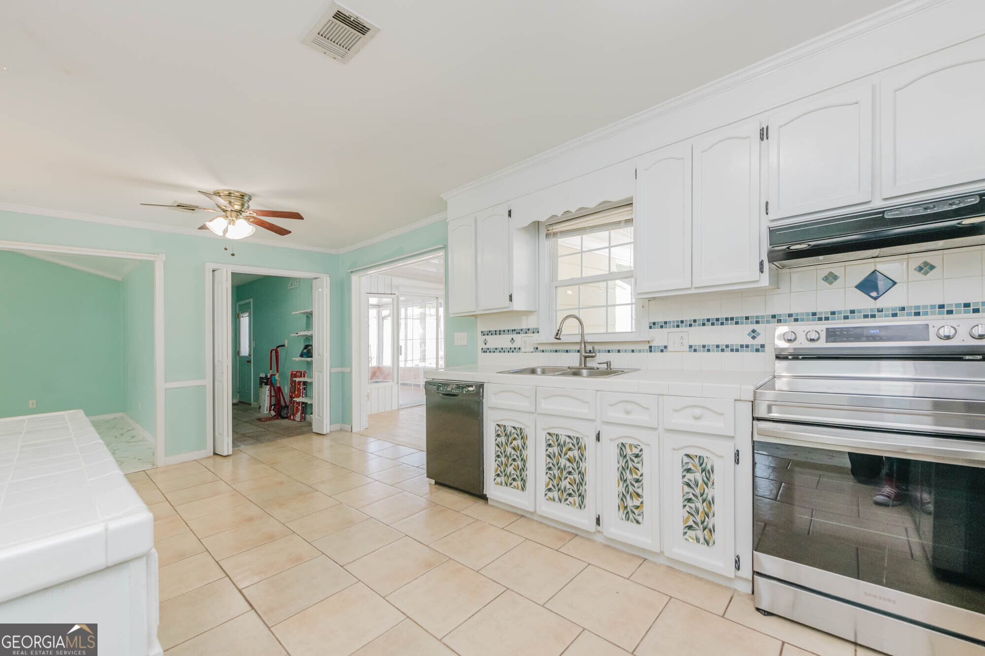 206 Scarborough Road Centerville GA 31028