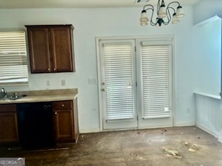4934 Rapahoe Trail Atlanta GA 30349