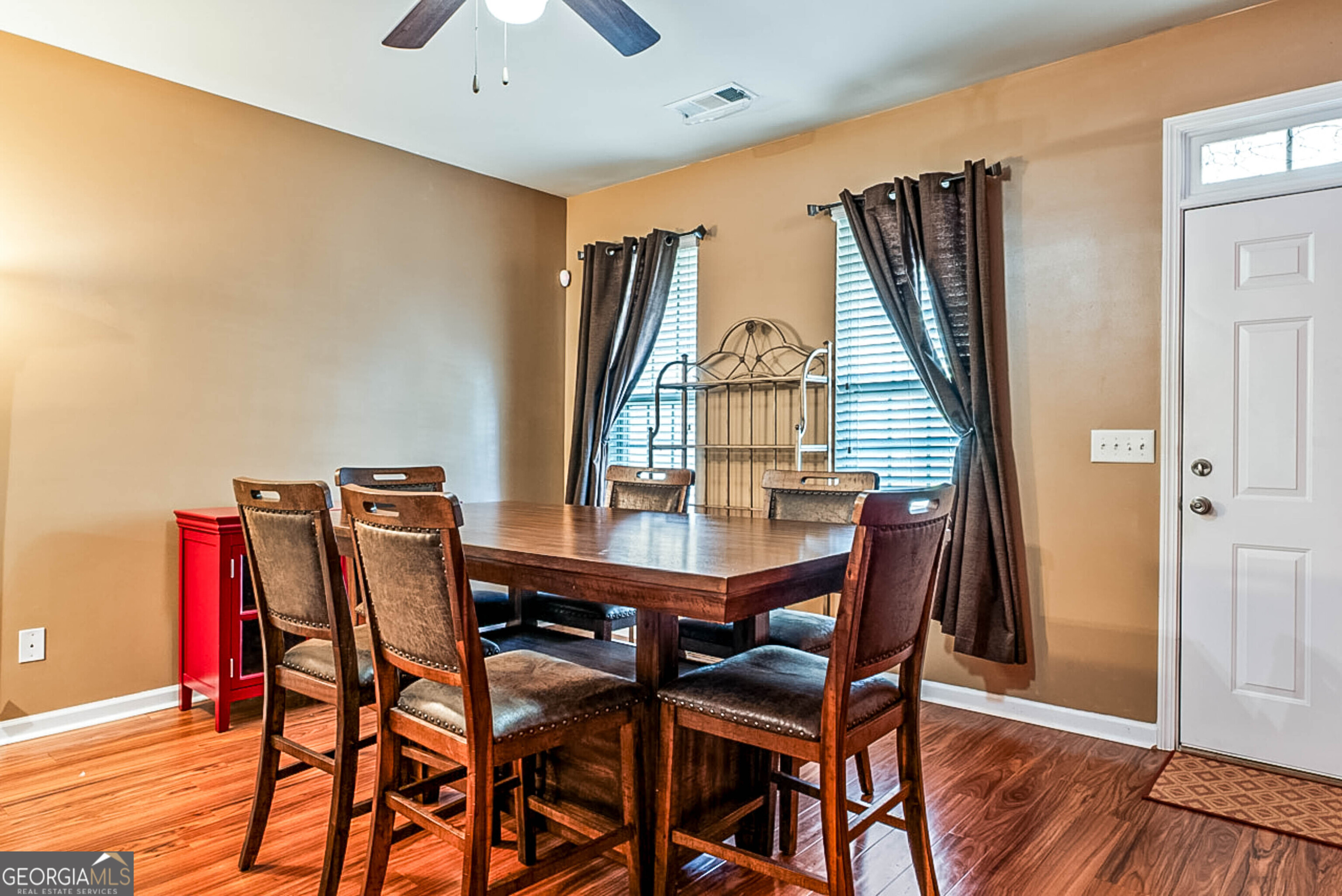 2904 Ridgeview Drive SW Atlanta GA 30331
