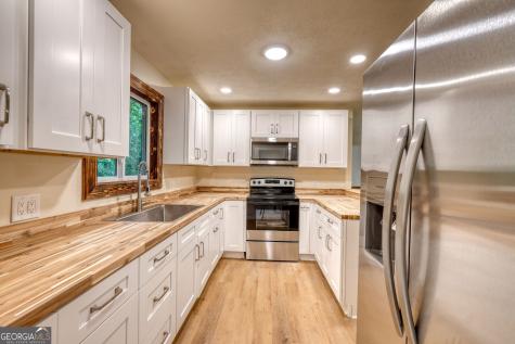 198 Big Rock Drive Hayesville NC 28904