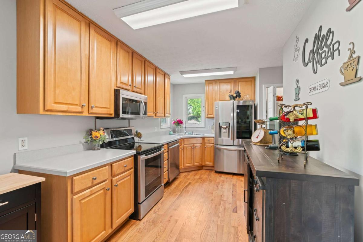 86 Back Trail Cleveland GA 30528