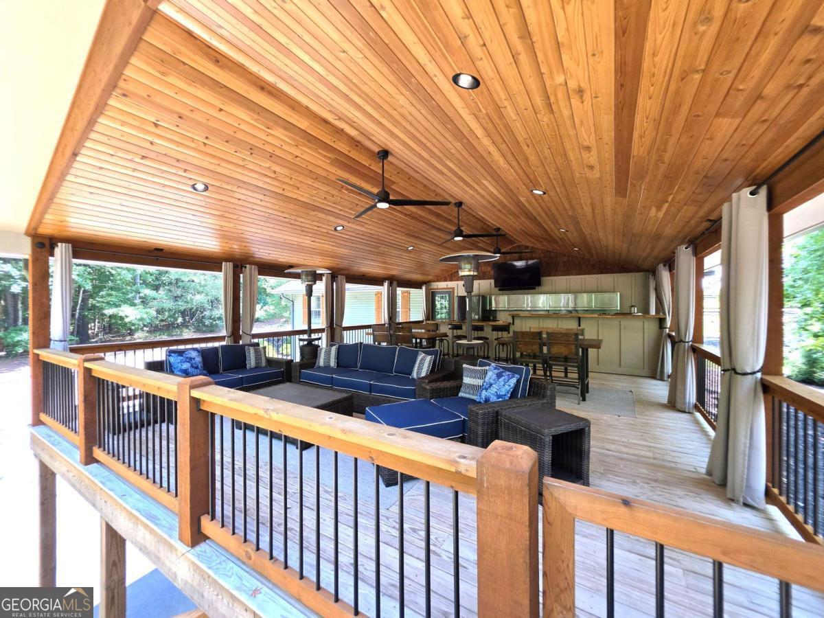 86 Back Trail Cleveland GA 30528