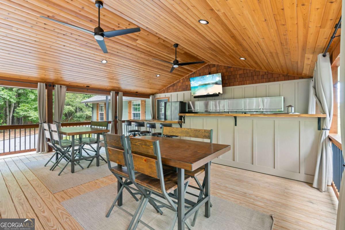 86 Back Trail Cleveland GA 30528