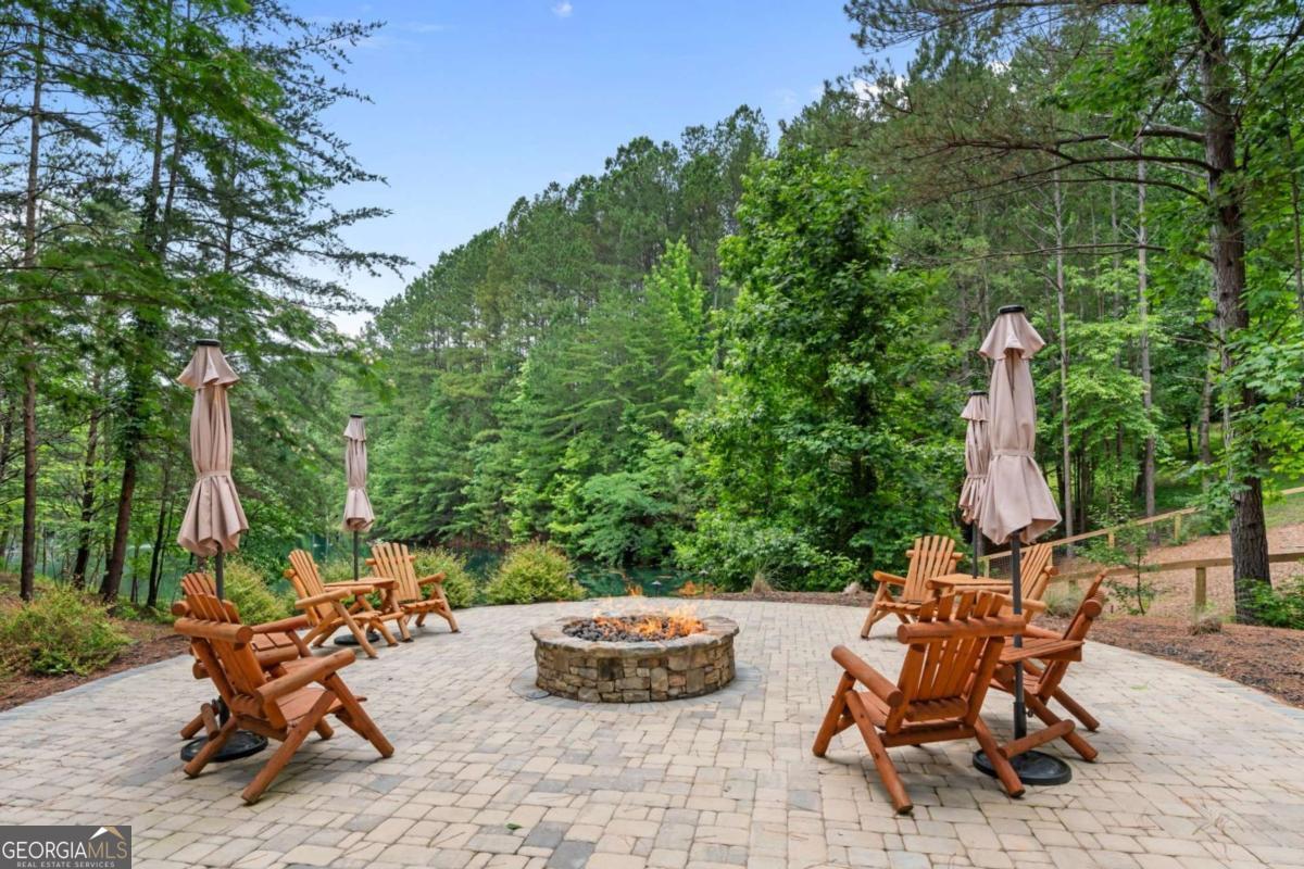 86 Back Trail Cleveland GA 30528