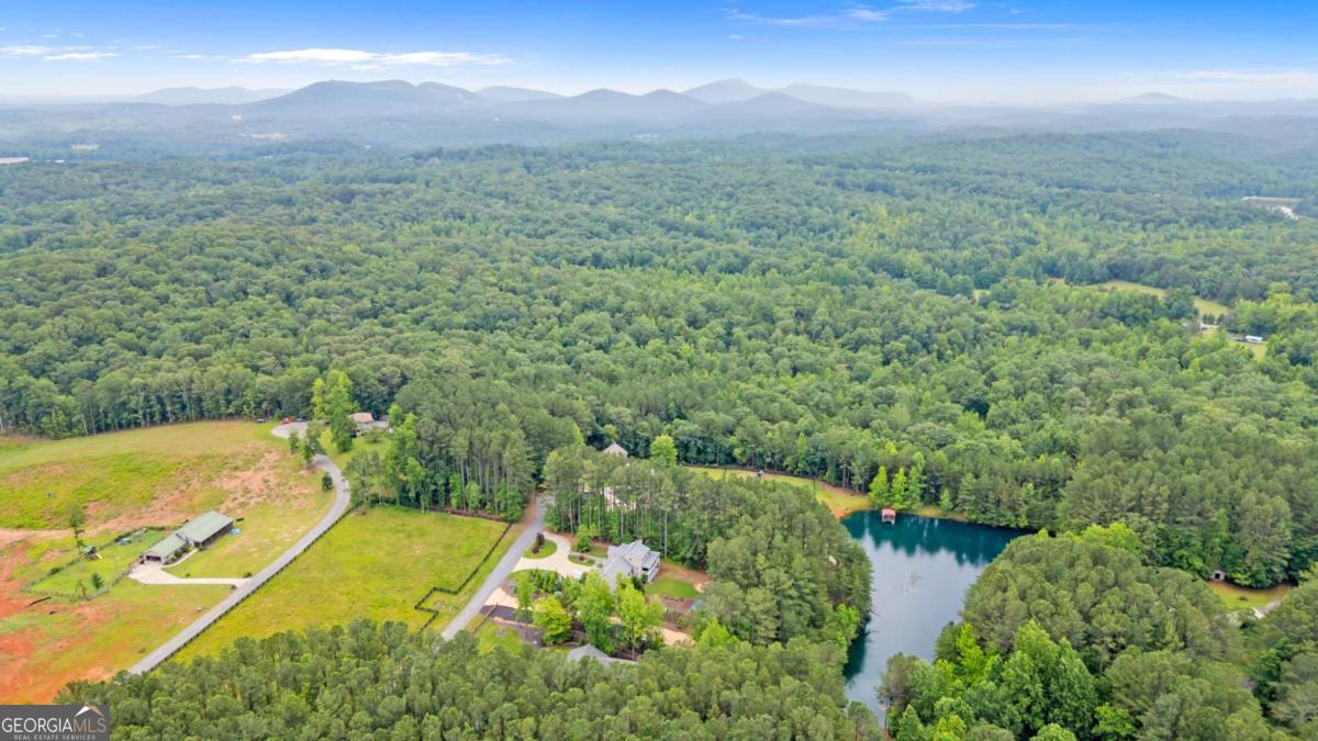86 Back Trail Cleveland GA 30528