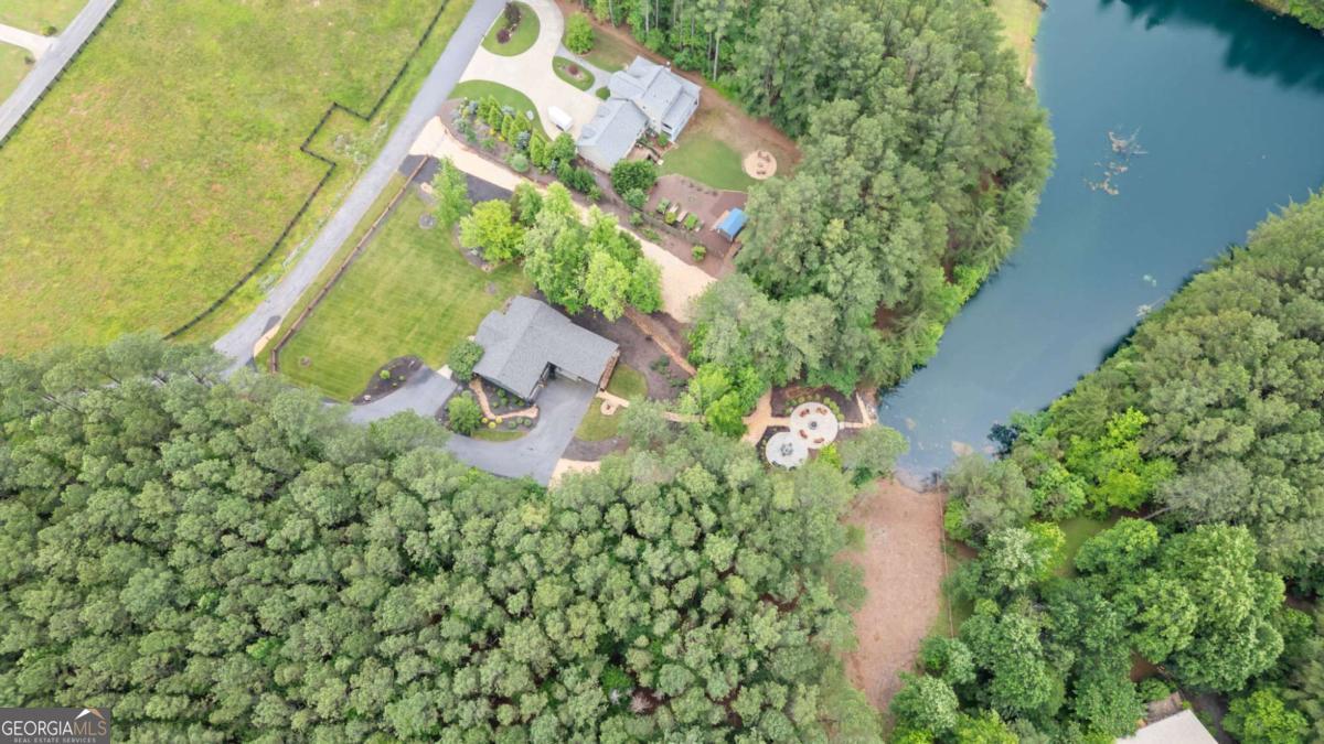 86 Back Trail Cleveland GA 30528