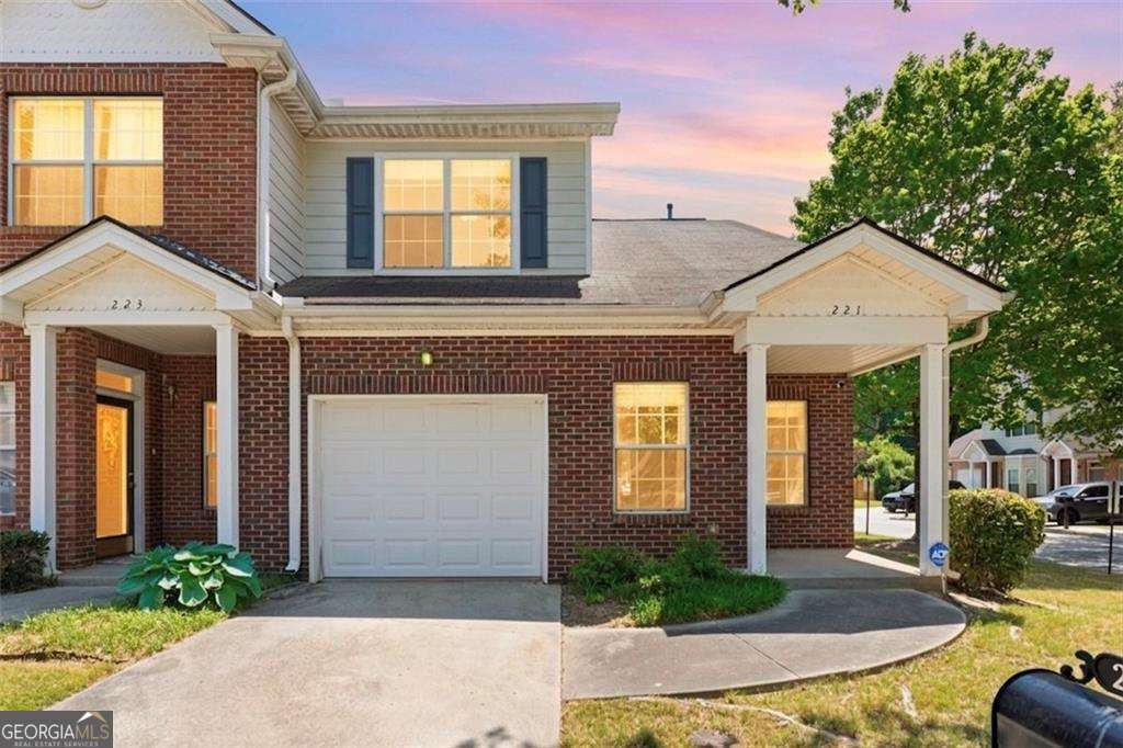 221 Rosewood Way NW Atlanta GA 30311