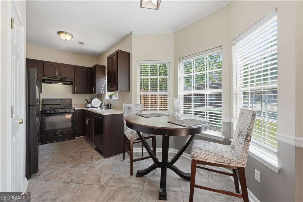 221 Rosewood Way NW Atlanta GA 30311