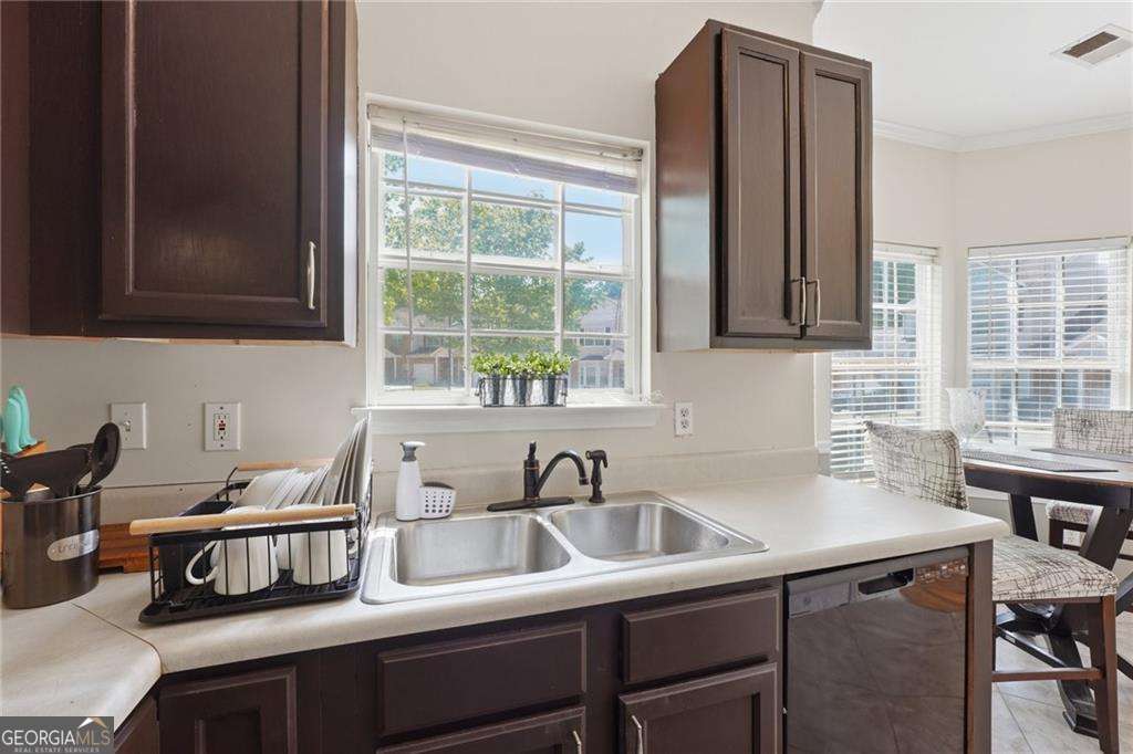 221 Rosewood Way NW Atlanta GA 30311