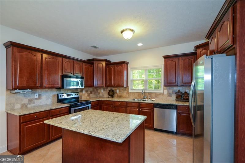 7052 Camp Falls Court W Winston GA 30187