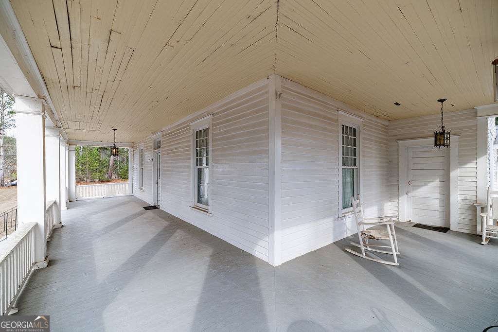 2351 Elder Extension Road Bishop GA 30621