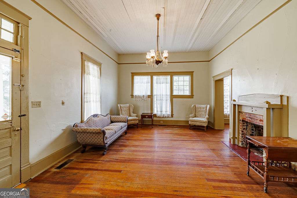 2351 Elder Extension Road Bishop GA 30621