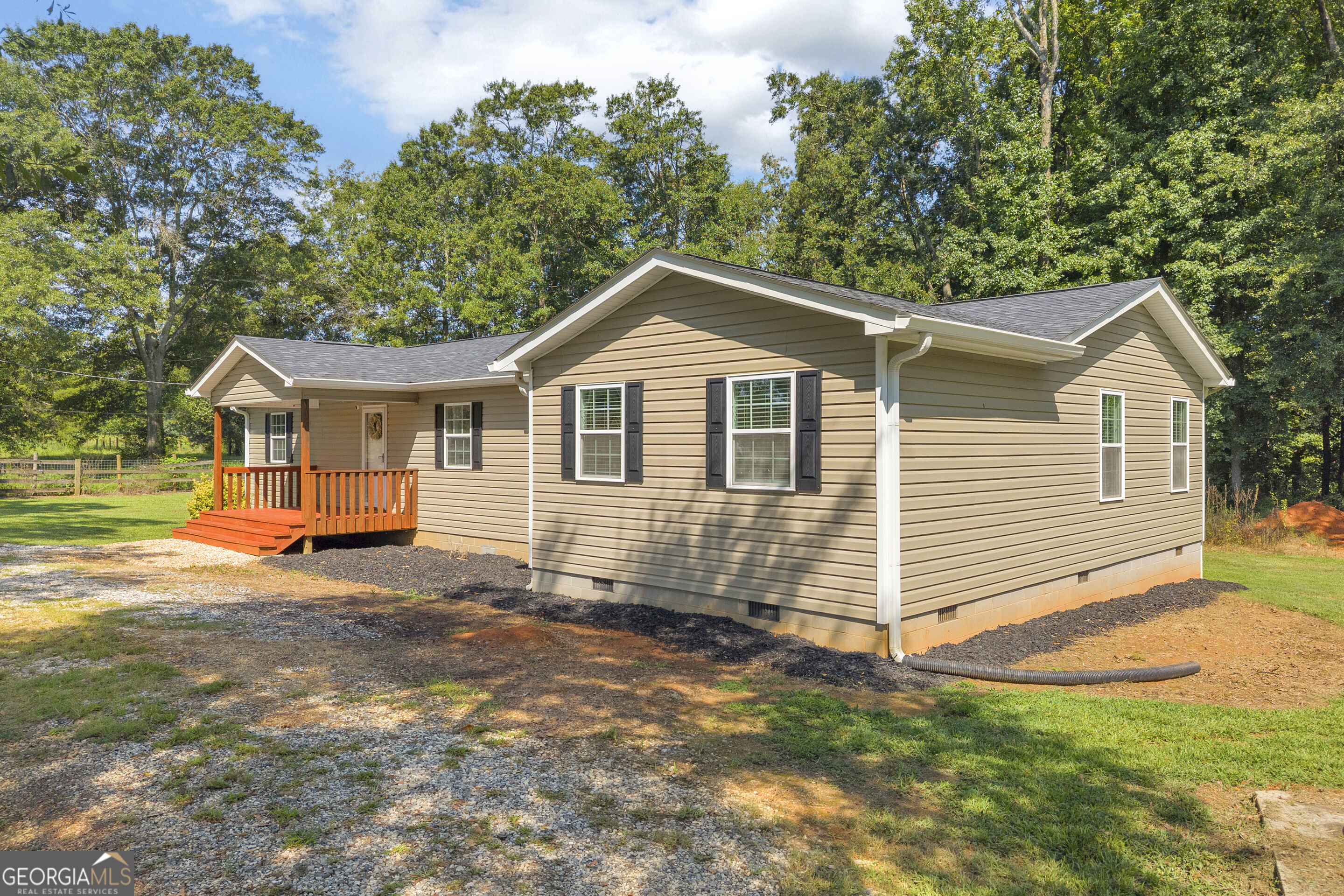 324 Old Canon Church Road Bowersville GA 30516