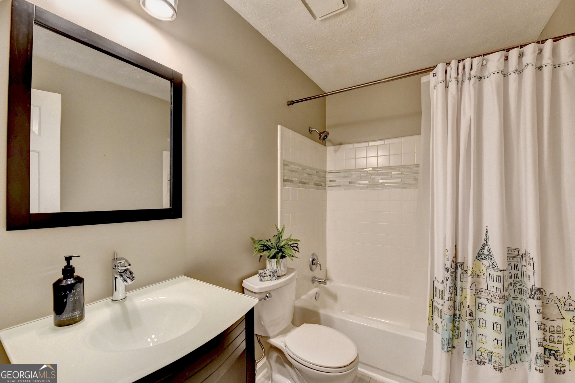 350 S Satinwood Place Roswell GA 30076