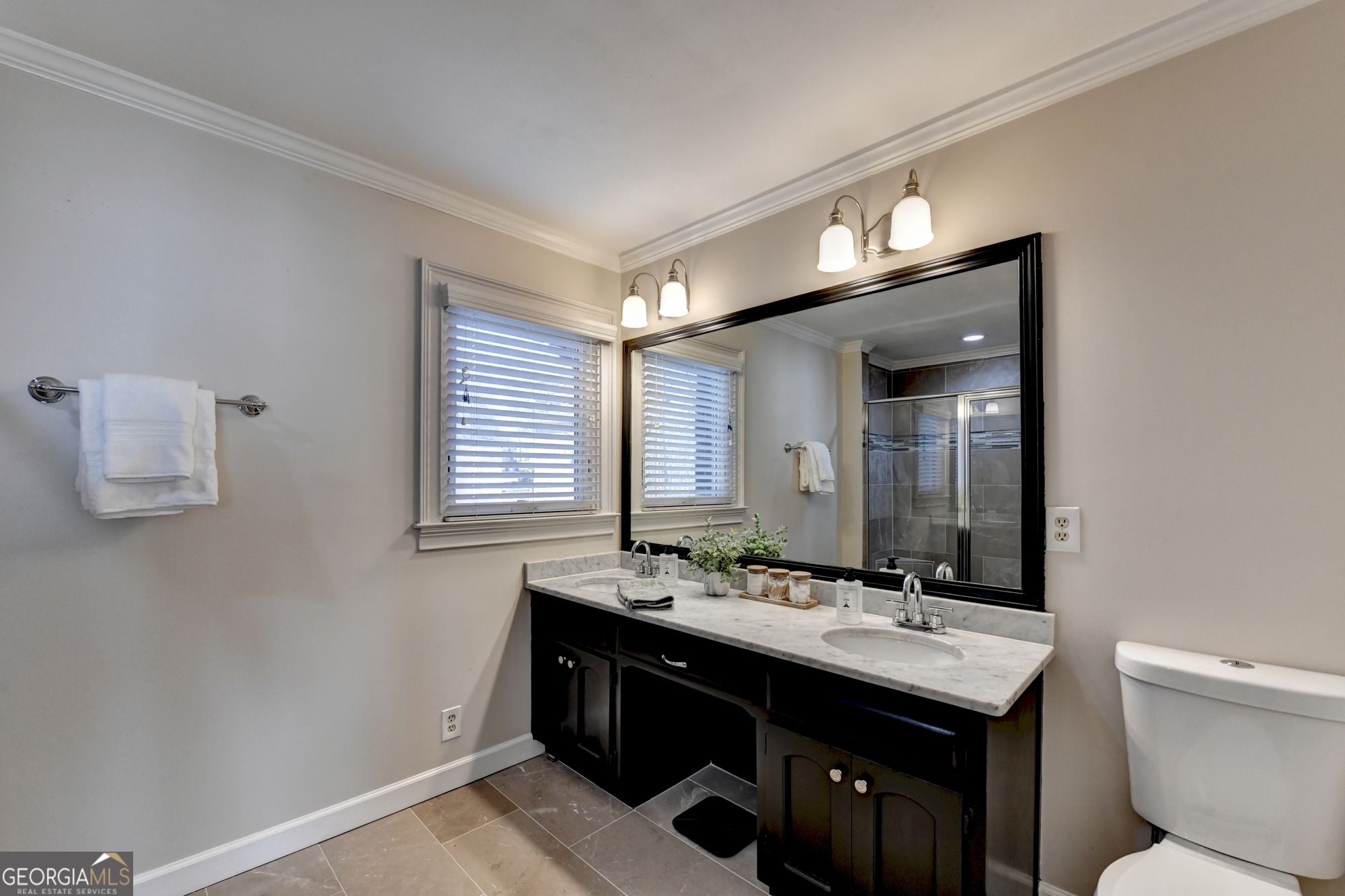 350 S Satinwood Place Roswell GA 30076