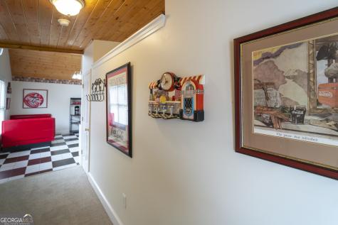 892 Edelweiss Strasse Helen GA 30545