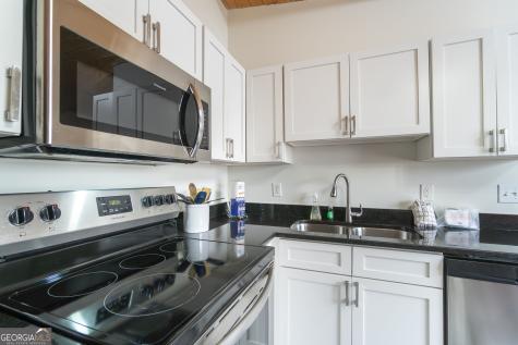 892 Edelweiss Strasse Helen GA 30545