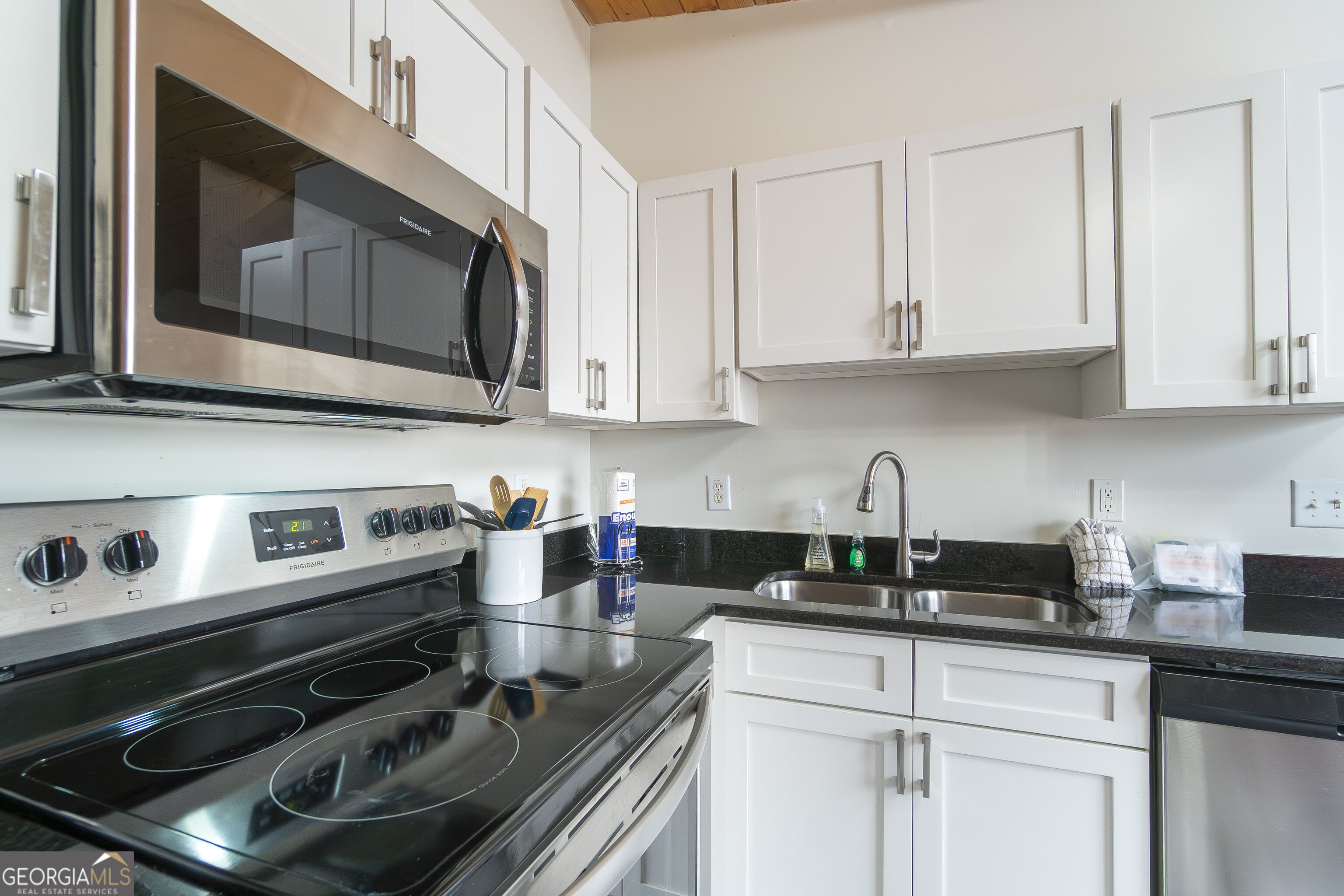 892 Edelweiss Strasse Helen GA 30545