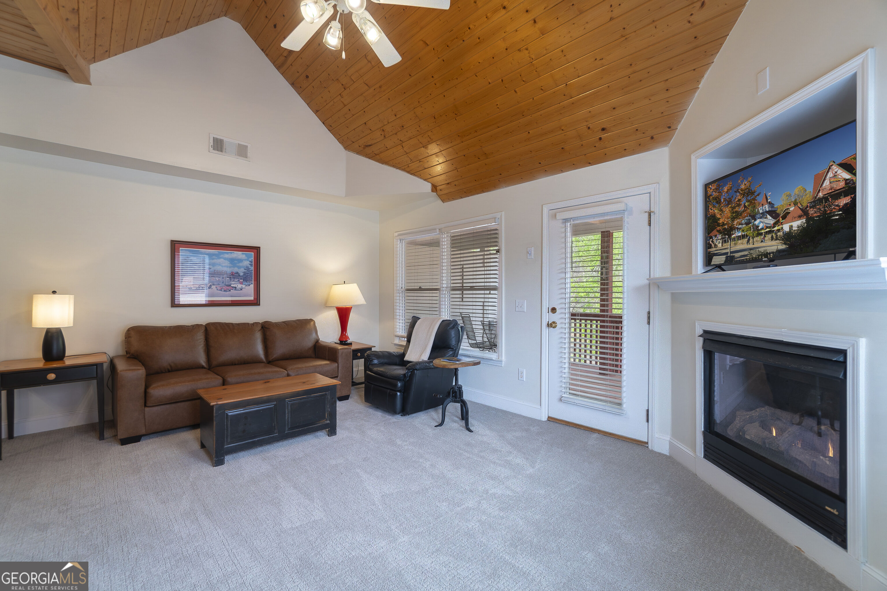 892 Edelweiss Strasse Helen GA 30545