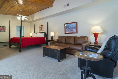 892 Edelweiss Strasse Helen GA 30545