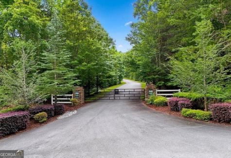 320 East Ridge Lane Ellijay GA 30536