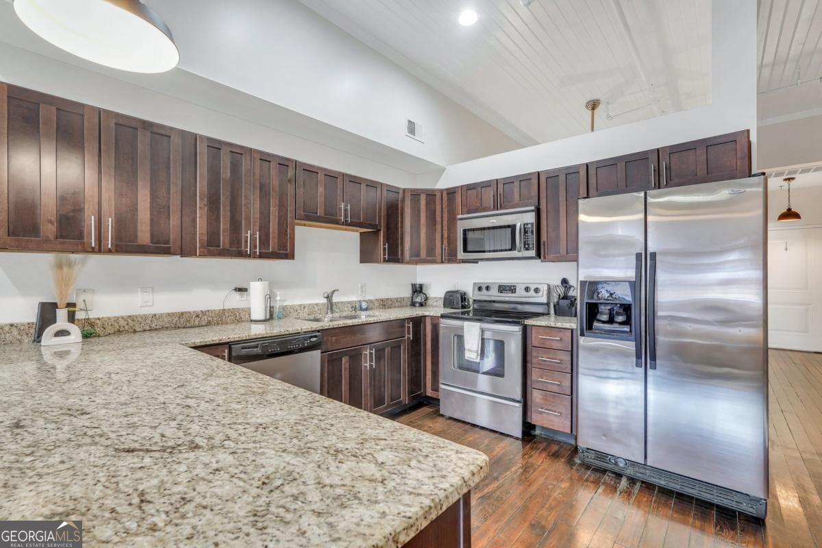 310 W Broughton Street Savannah GA 31401