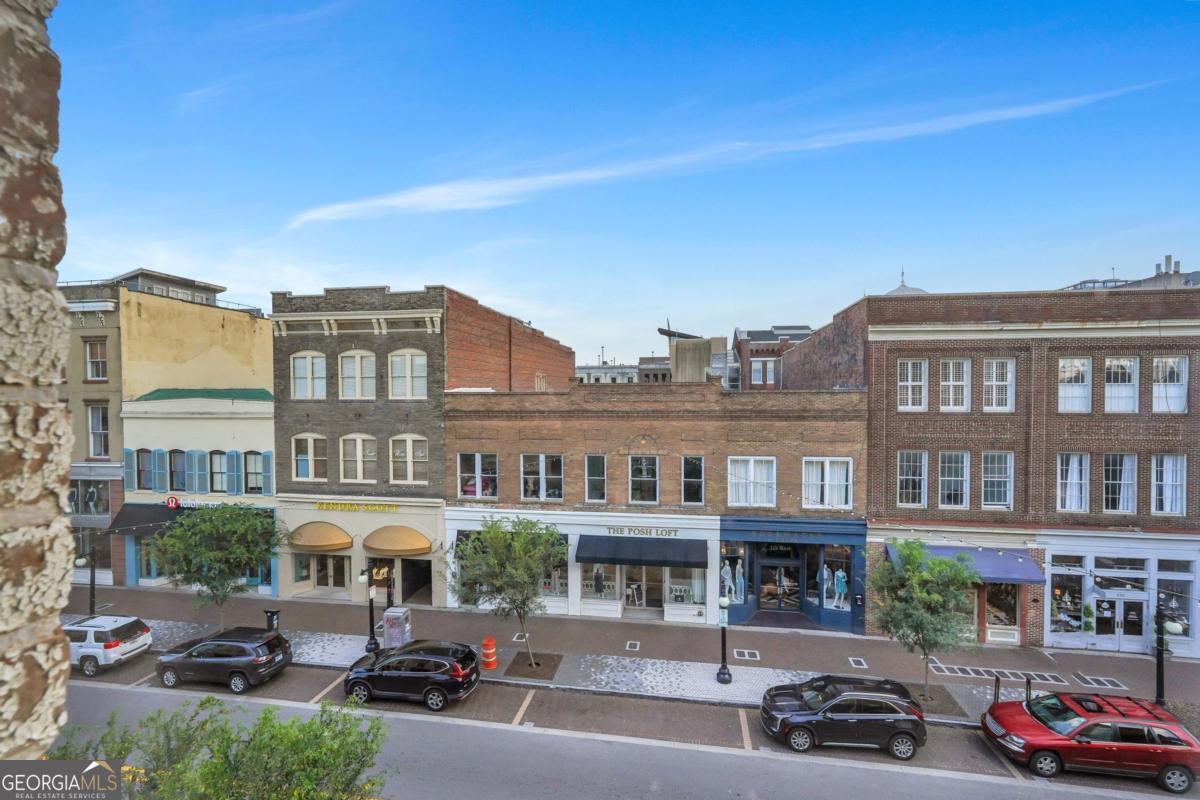 310 W Broughton Street Savannah GA 31401