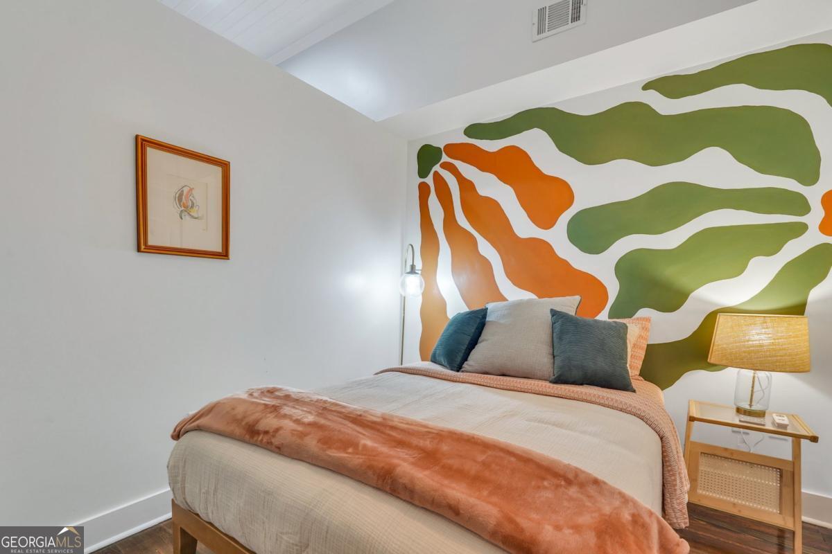 310 W Broughton Street Savannah GA 31401