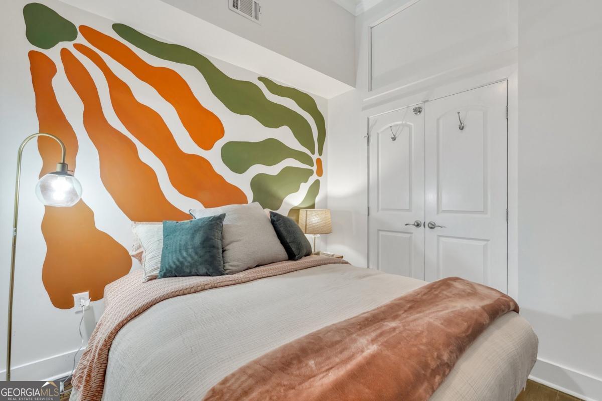 310 W Broughton Street Savannah GA 31401