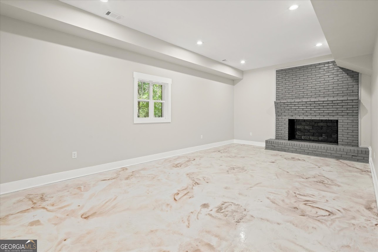 2237 Clem Lowell Road Carrollton GA 30116