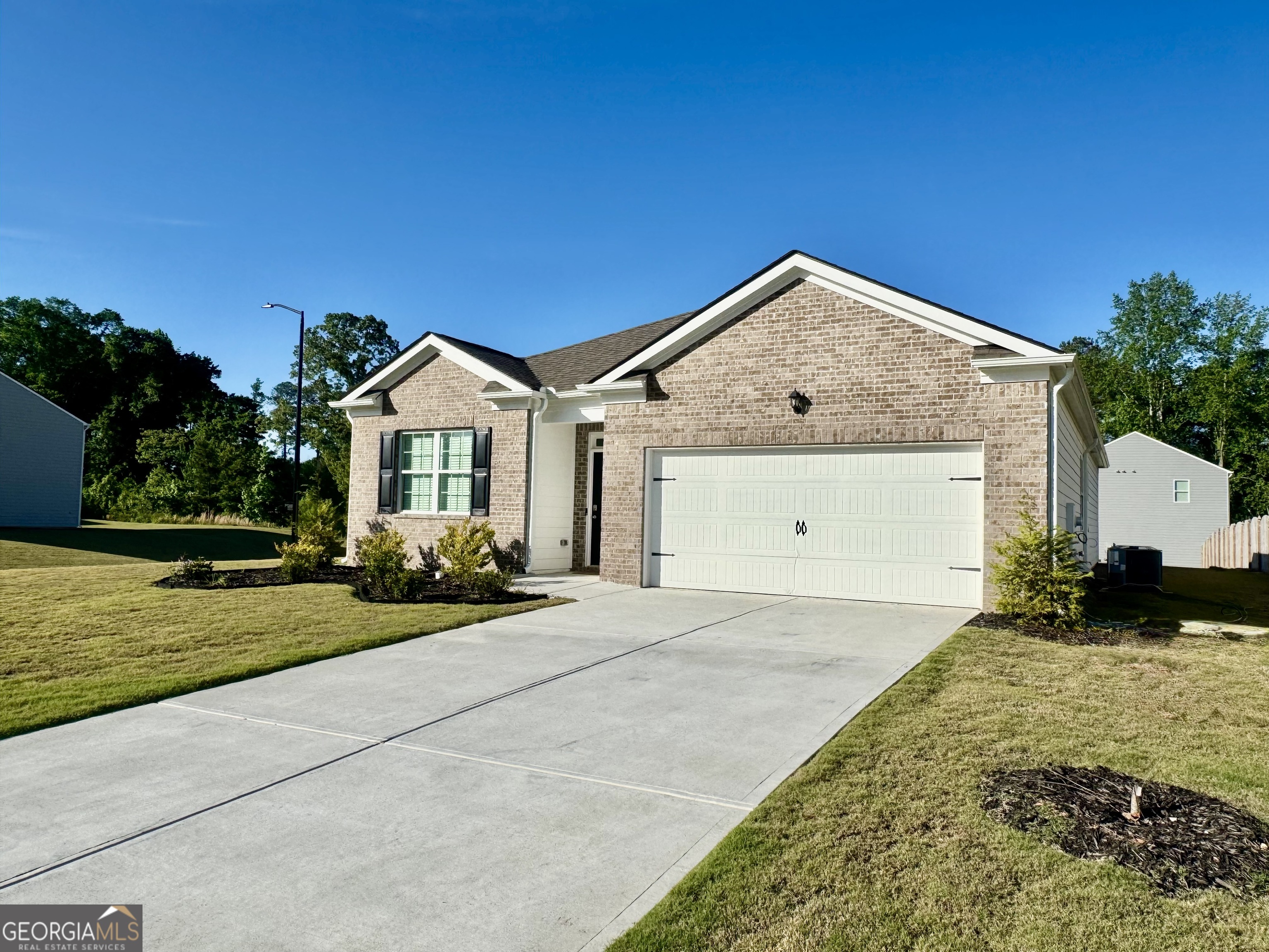 32 Oak Leaf Road Dallas GA 30132