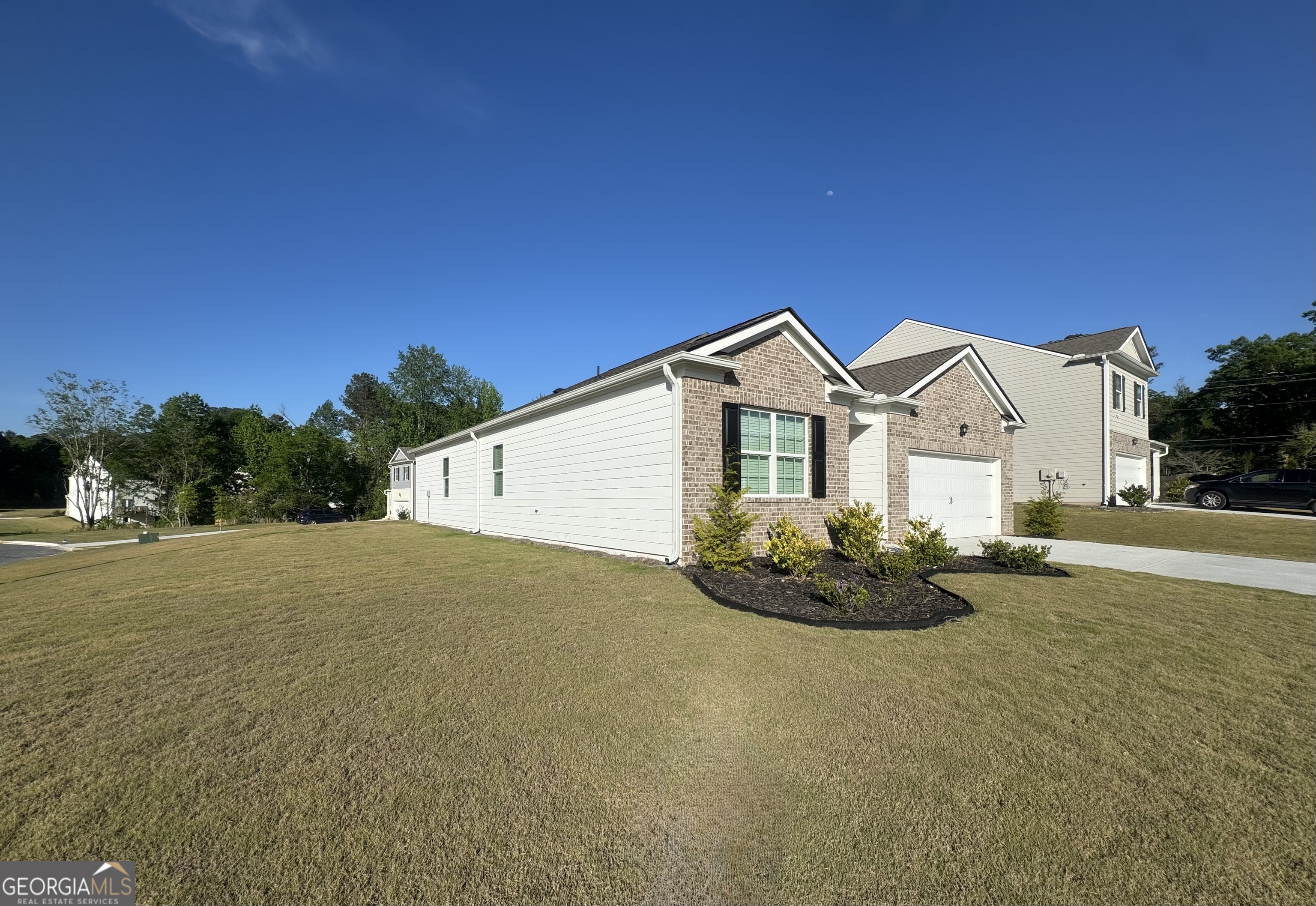 32 Oak Leaf Road Dallas GA 30132