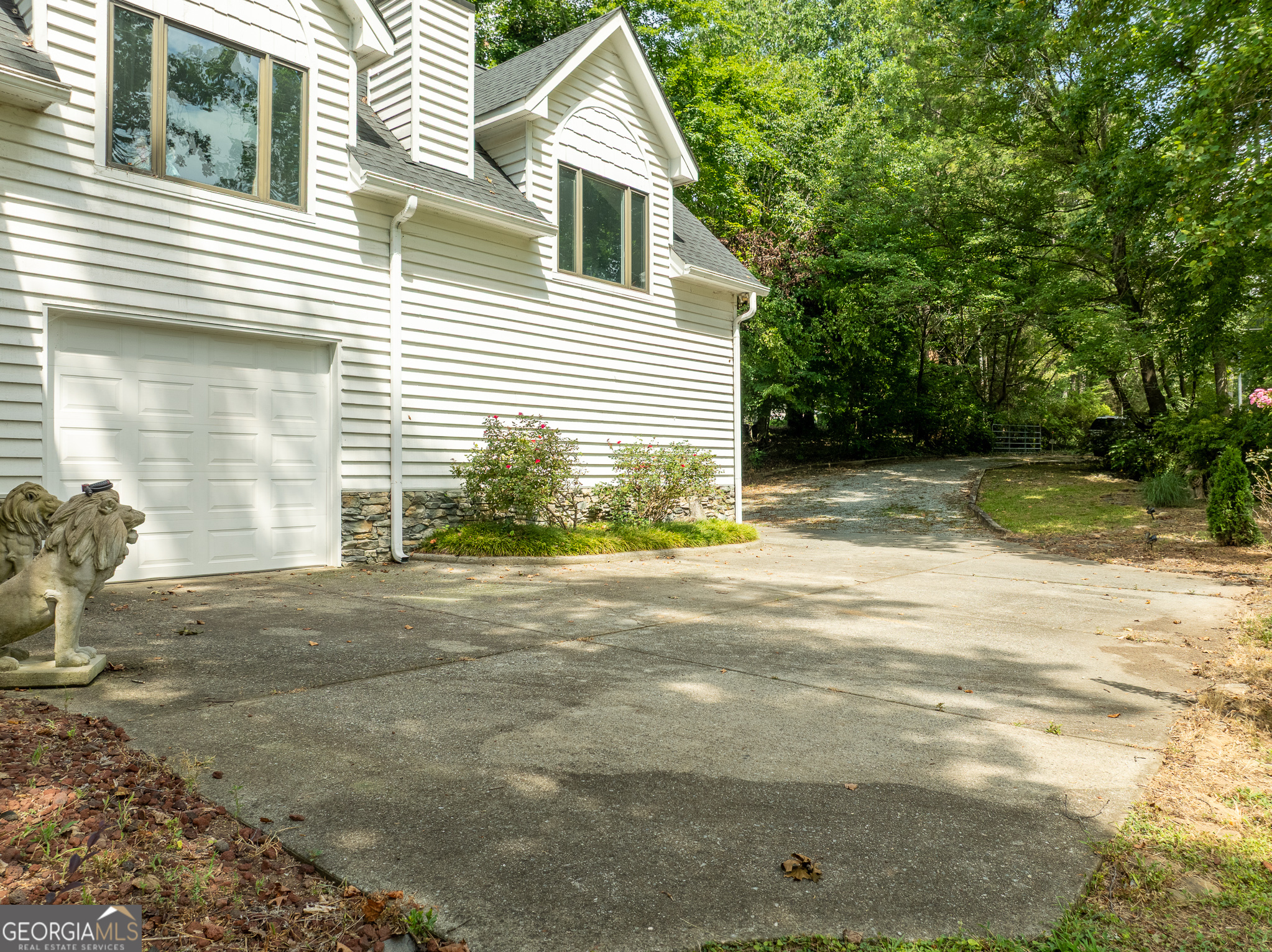 452 Brookwood Drive W Dawsonville GA 30534