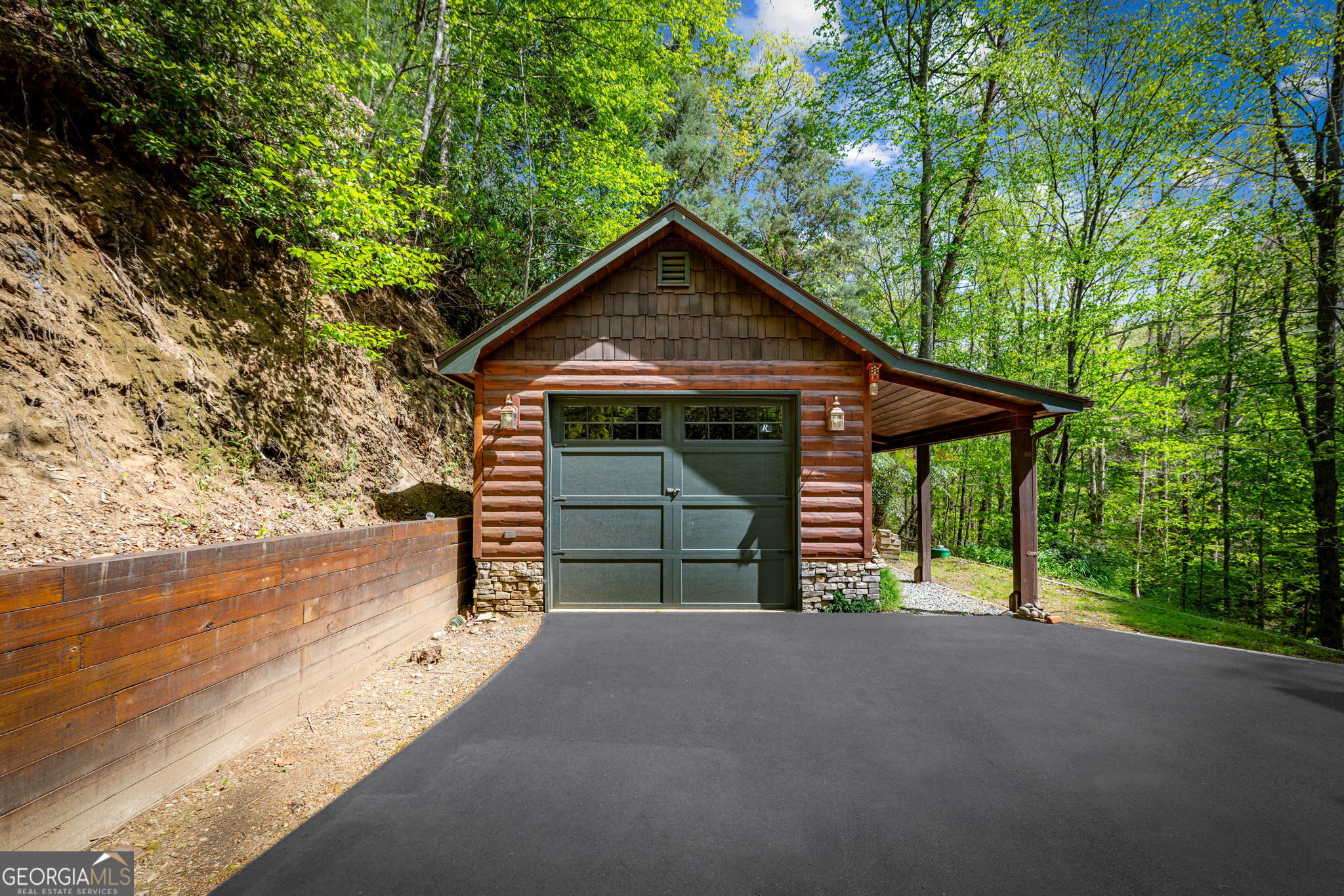 180 Down Under Road Blue Ridge GA 30513