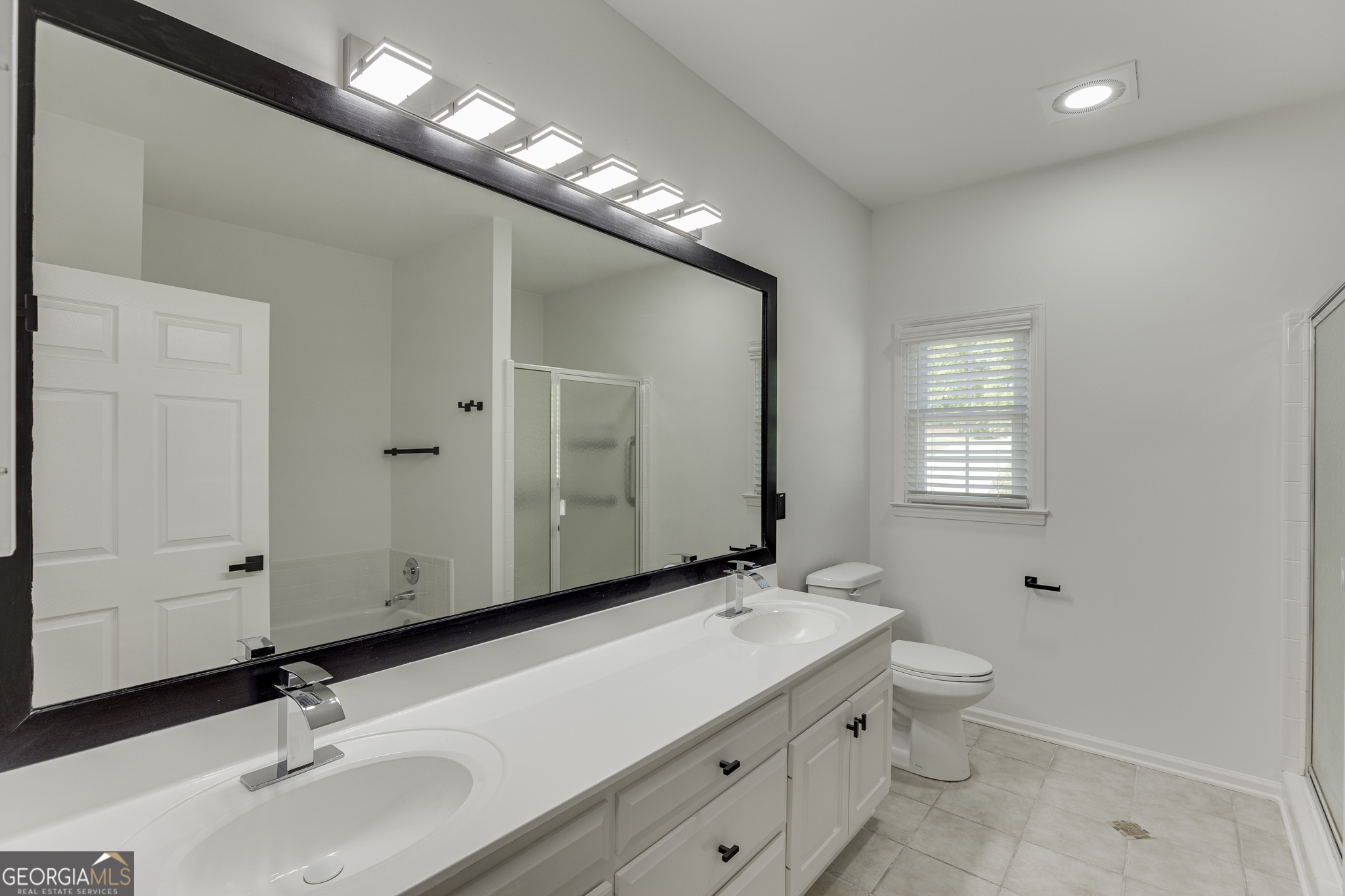 5821 Chalet Way Hoschton GA 30548