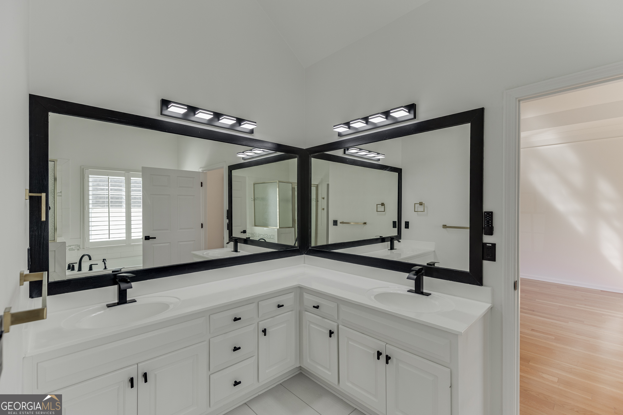 5821 Chalet Way Hoschton GA 30548
