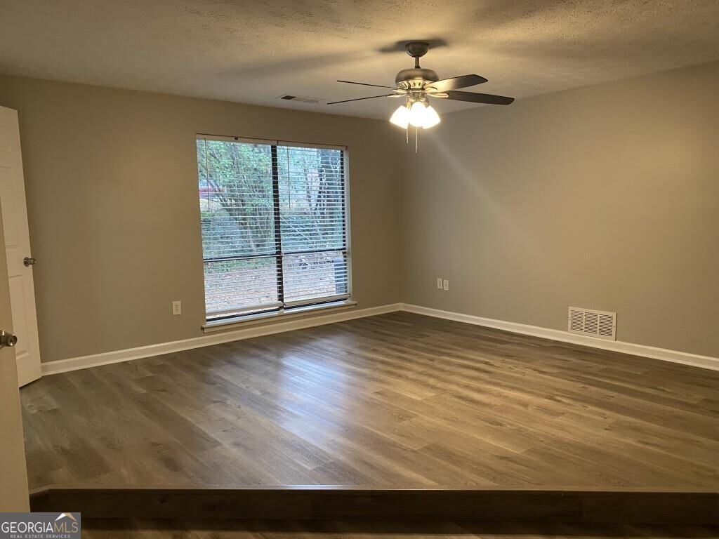 1527 Flat Rock Road Stockbridge GA 30281