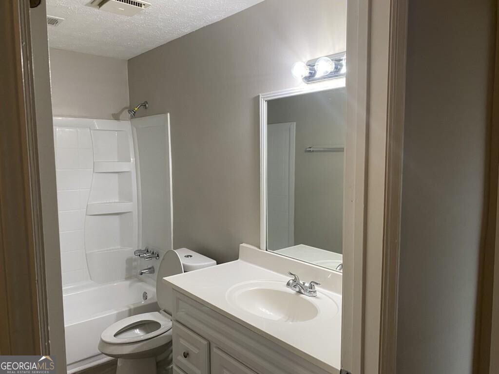 1527 Flat Rock Road Stockbridge GA 30281