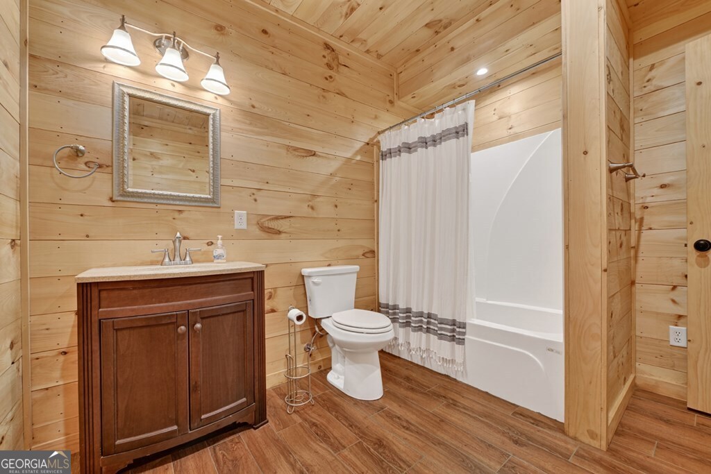 68 Old South Drive Ellijay GA 30540