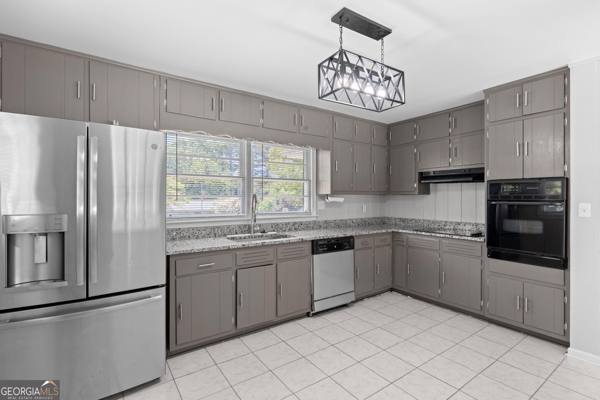 206 Evenview Circle Jonesboro GA 30236