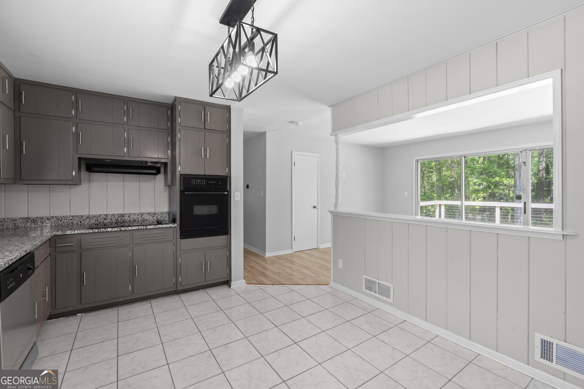 206 Evenview Circle Jonesboro GA 30236