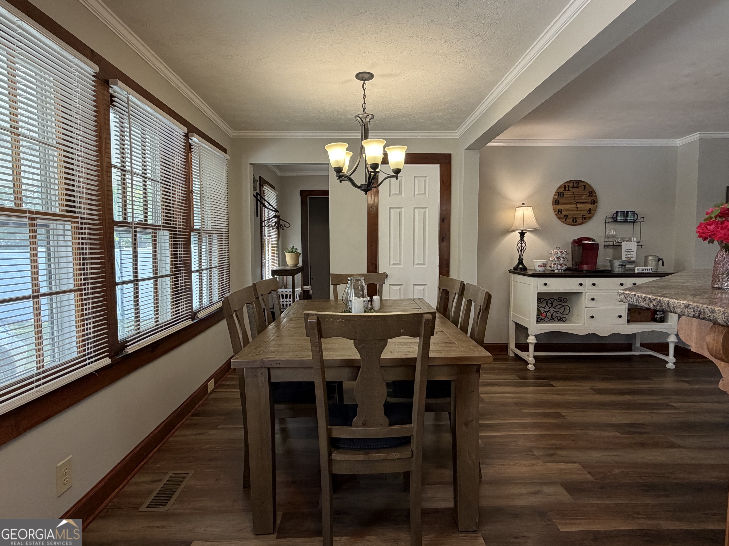 2 W Pearl Street Alamo GA 30411