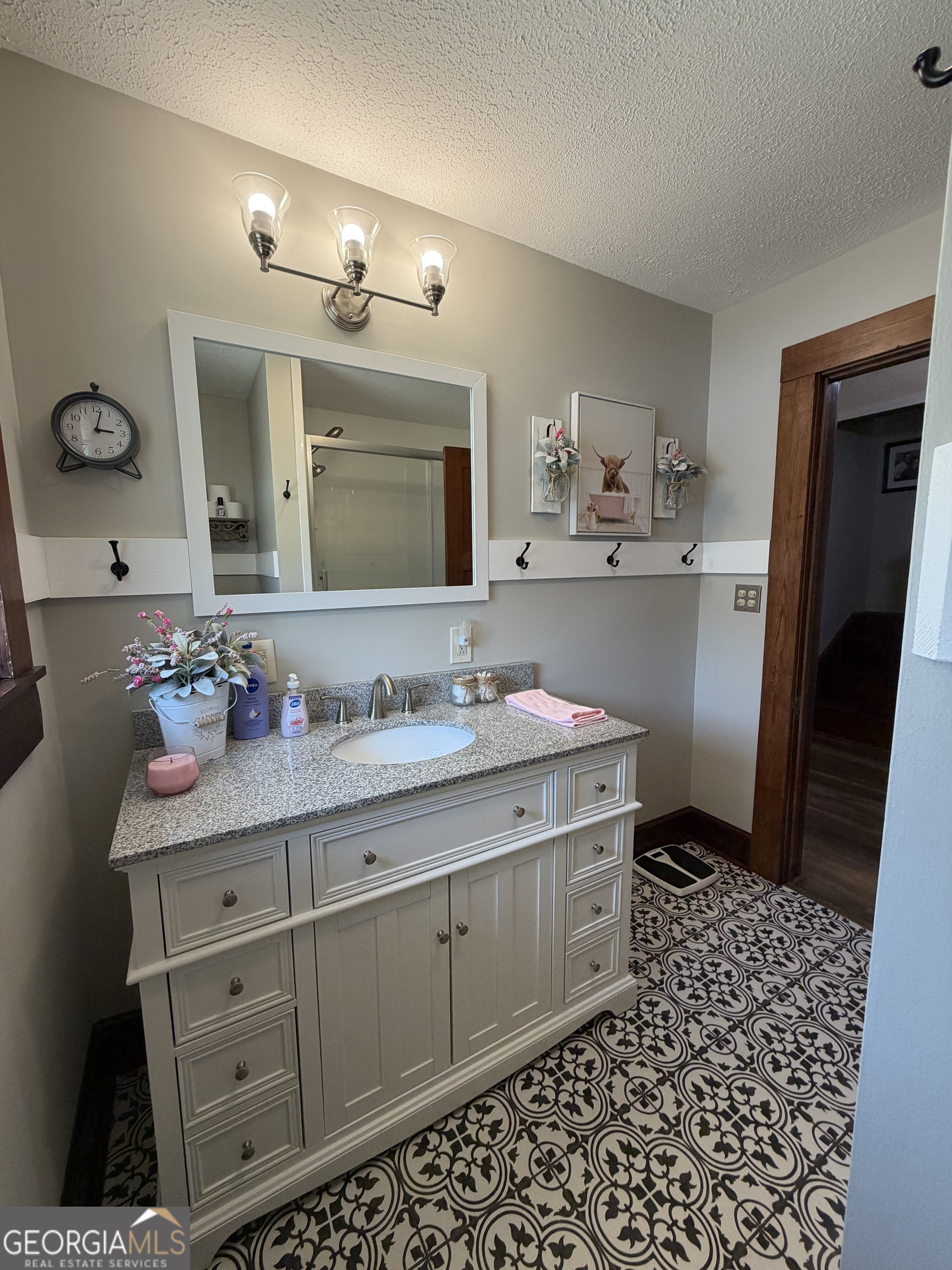 2 W Pearl Street Alamo GA 30411