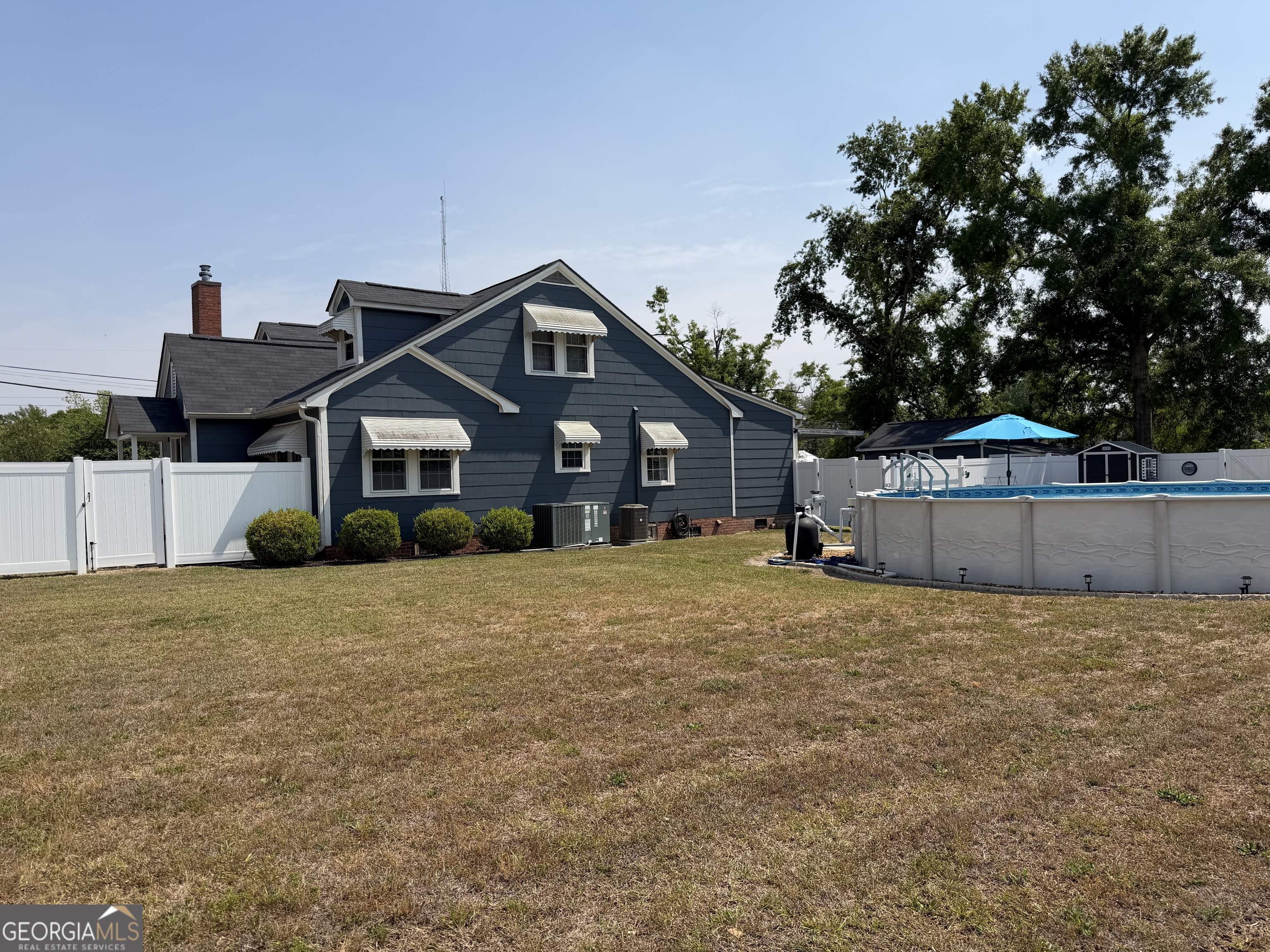 2 W Pearl Street Alamo GA 30411