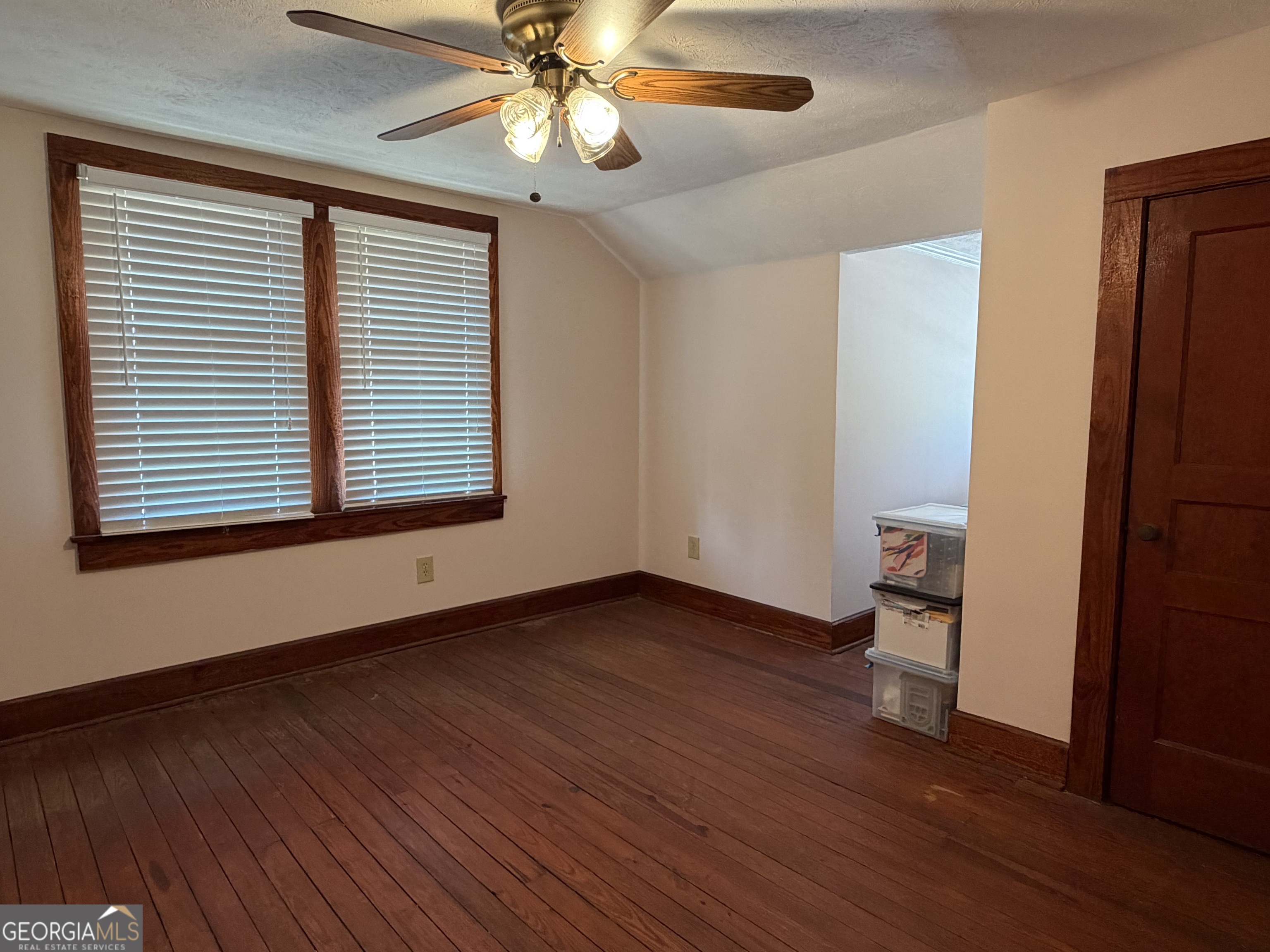 2 W Pearl Street Alamo GA 30411