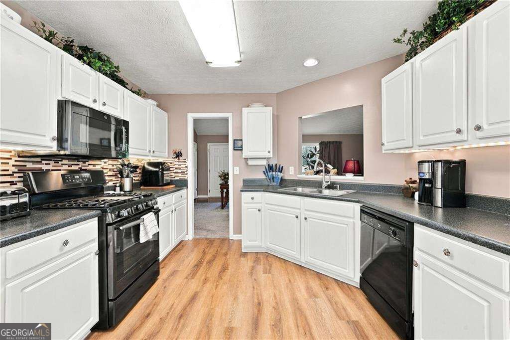 15 Yellowstone Drive Powder Springs GA 30127