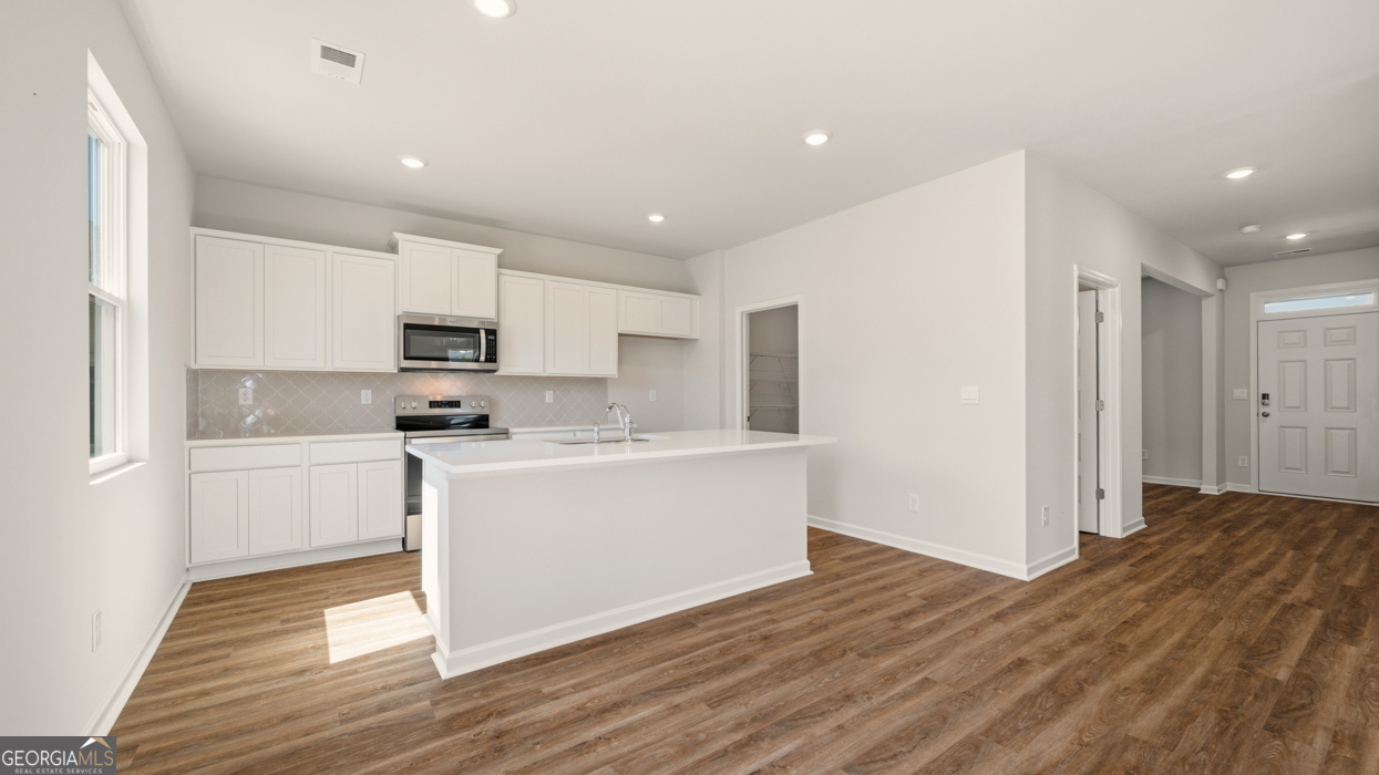 8578 Seabiscuit Road Lithonia GA 30058