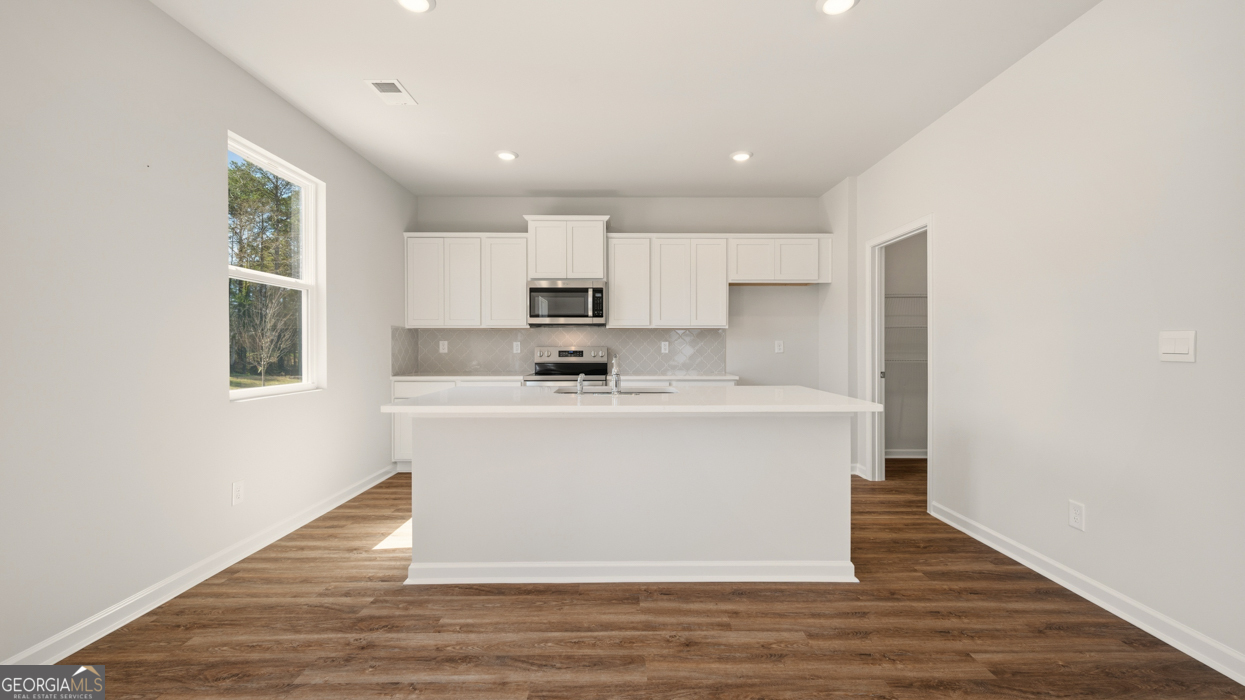 8578 Seabiscuit Road Lithonia GA 30058